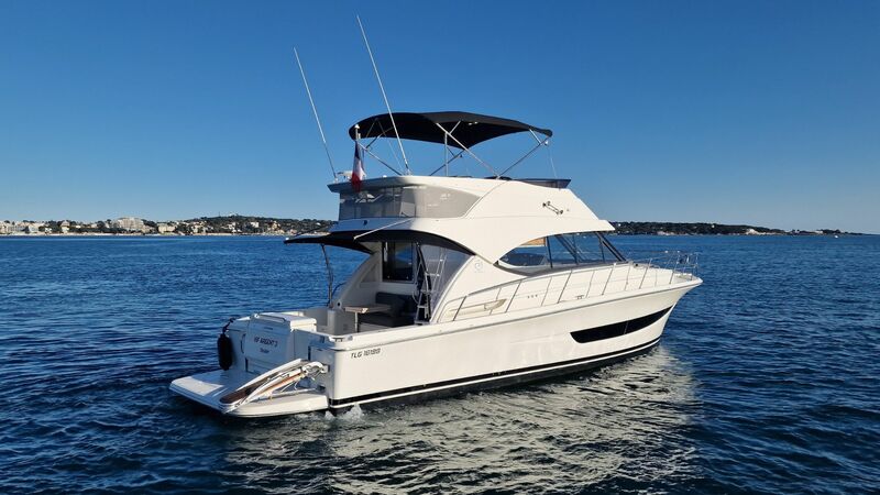 RIVIERA 39 FLY 